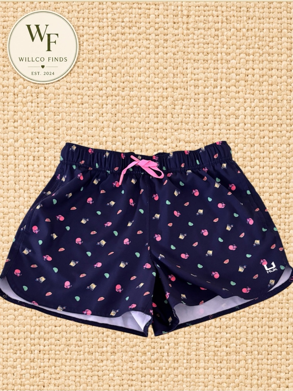 HUK Women’s Navy Tropical Cocktail Print Performance Shorts Size Small